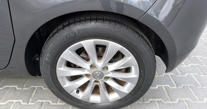 Opel Meriva cena 33500 przebieg: 137100, rok produkcji 2012 z Chełm małe 301